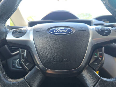 2013 Ford C-MAX Hybrid SE