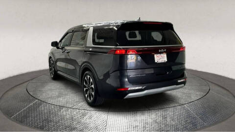 2022 Kia Carnival EX