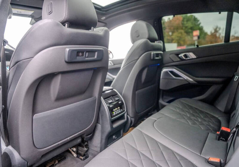 2023 BMW X6 xDrive40i