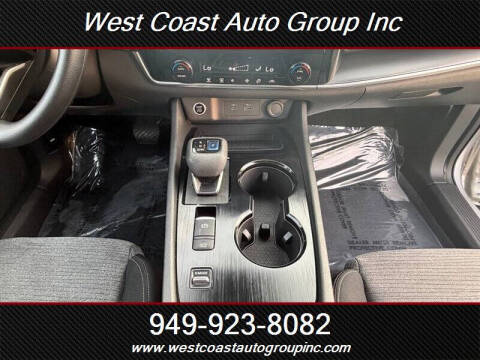 2022 Nissan Rogue SV