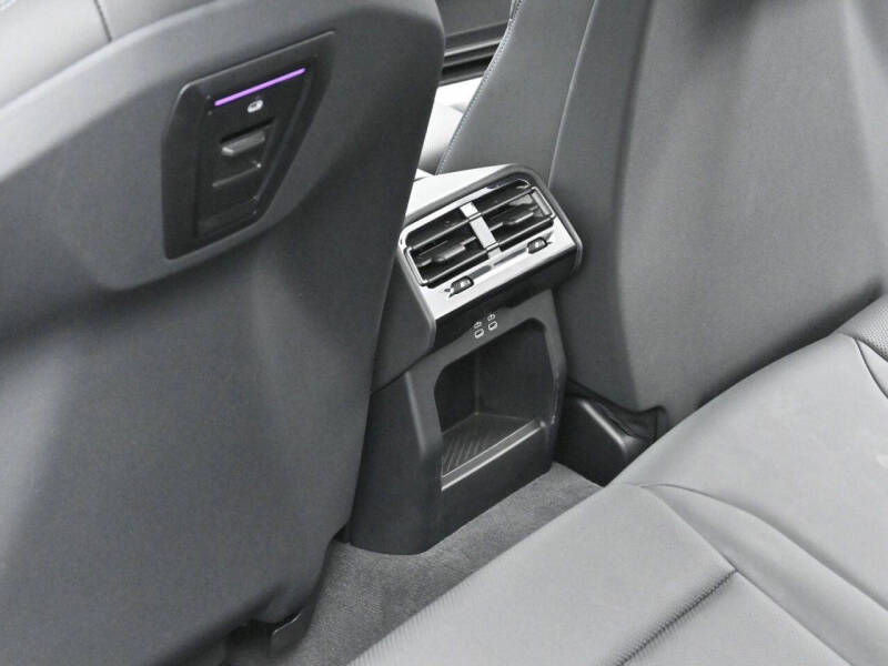 2024 BMW i5 eDrive40