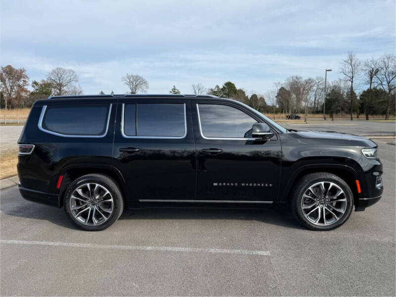 2022 Jeep Grand Wagoneer Series III