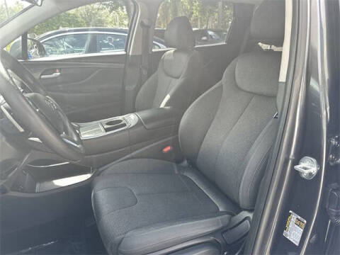 2023 Hyundai Santa Fe SE