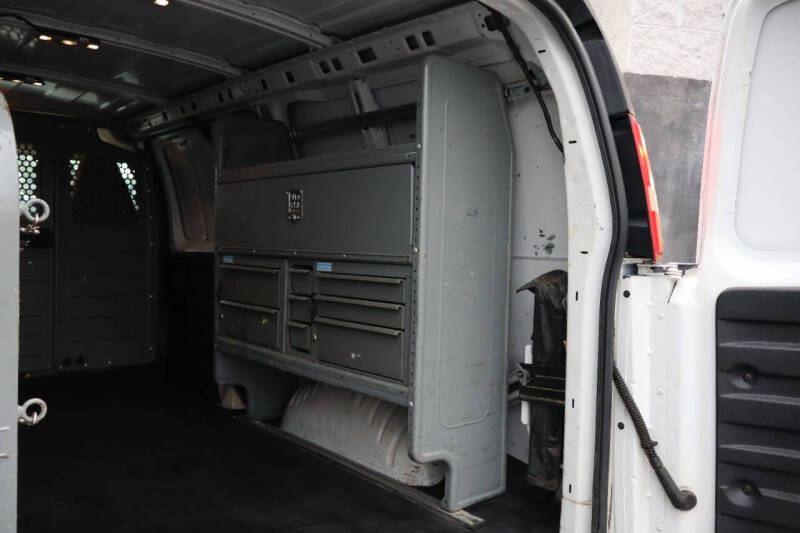 2017 Chevrolet Express 2500