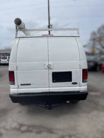 2006 Ford E-Series E-250