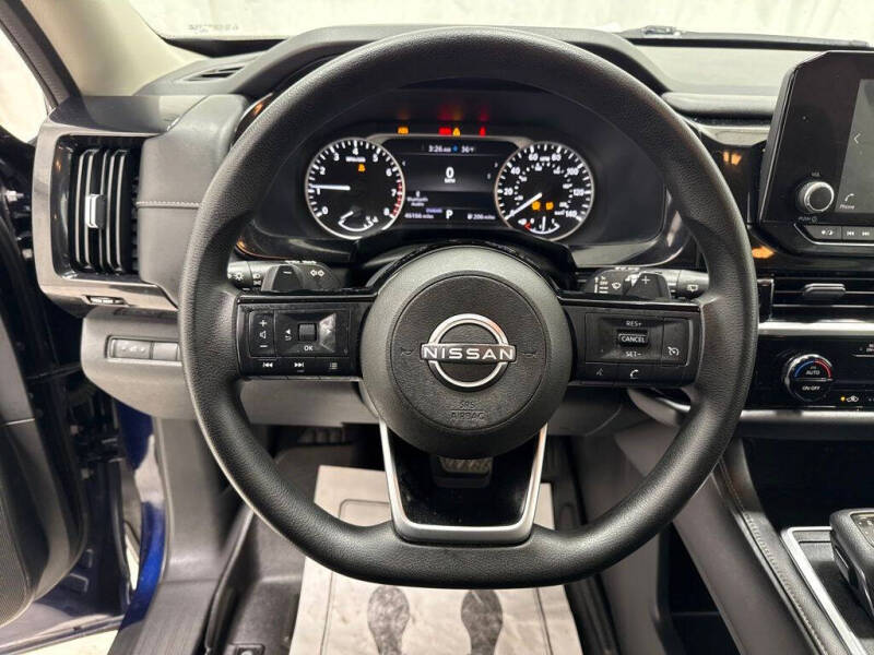 2022 Nissan Pathfinder S