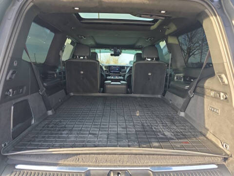 2022 Jeep Grand Wagoneer Series II