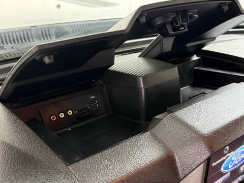 2016 Ford F-350 Super Duty Platinum