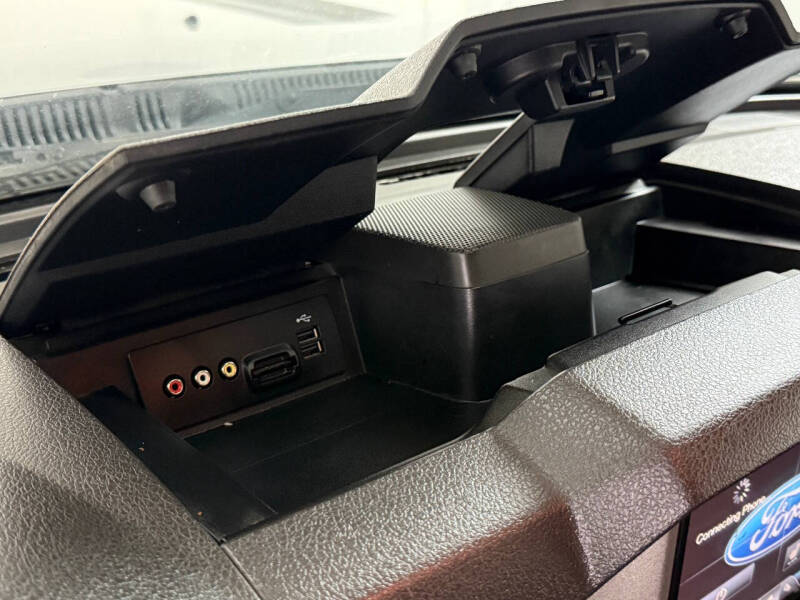 2016 Ford F-350 Super Duty Platinum