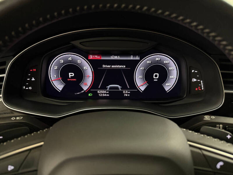 2019 Audi Q8 quattro Premium 55 TFSI