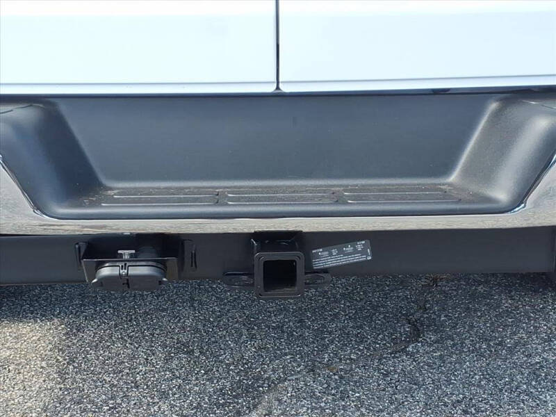 2025 Chevrolet Express 2500