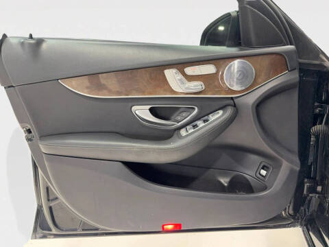 2017 Mercedes-Benz C-Class