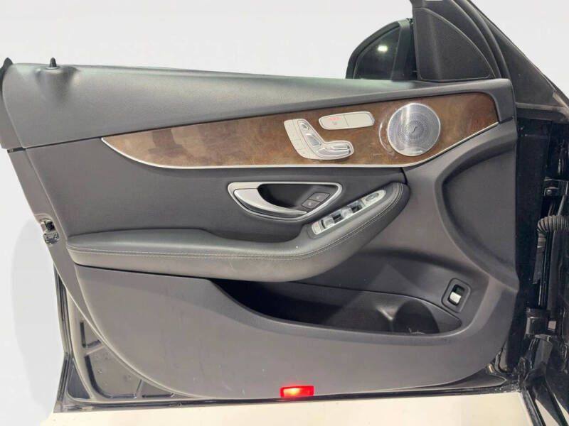 2017 Mercedes-Benz C-Class