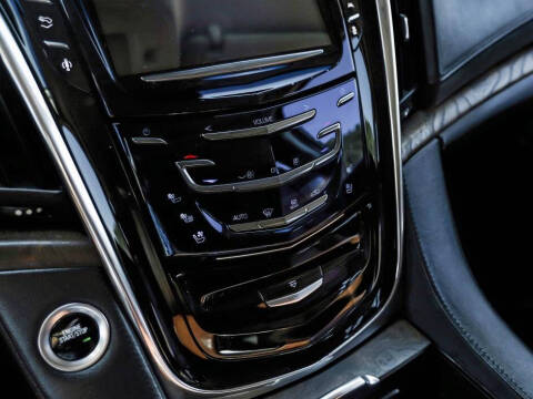 2016 Cadillac Escalade ESV Luxury Collection