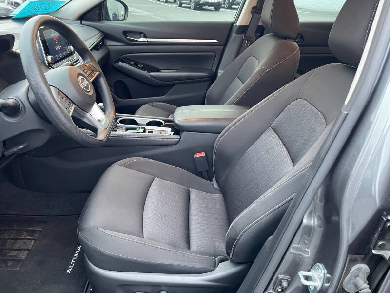 2023 Nissan Altima 2.5 SV