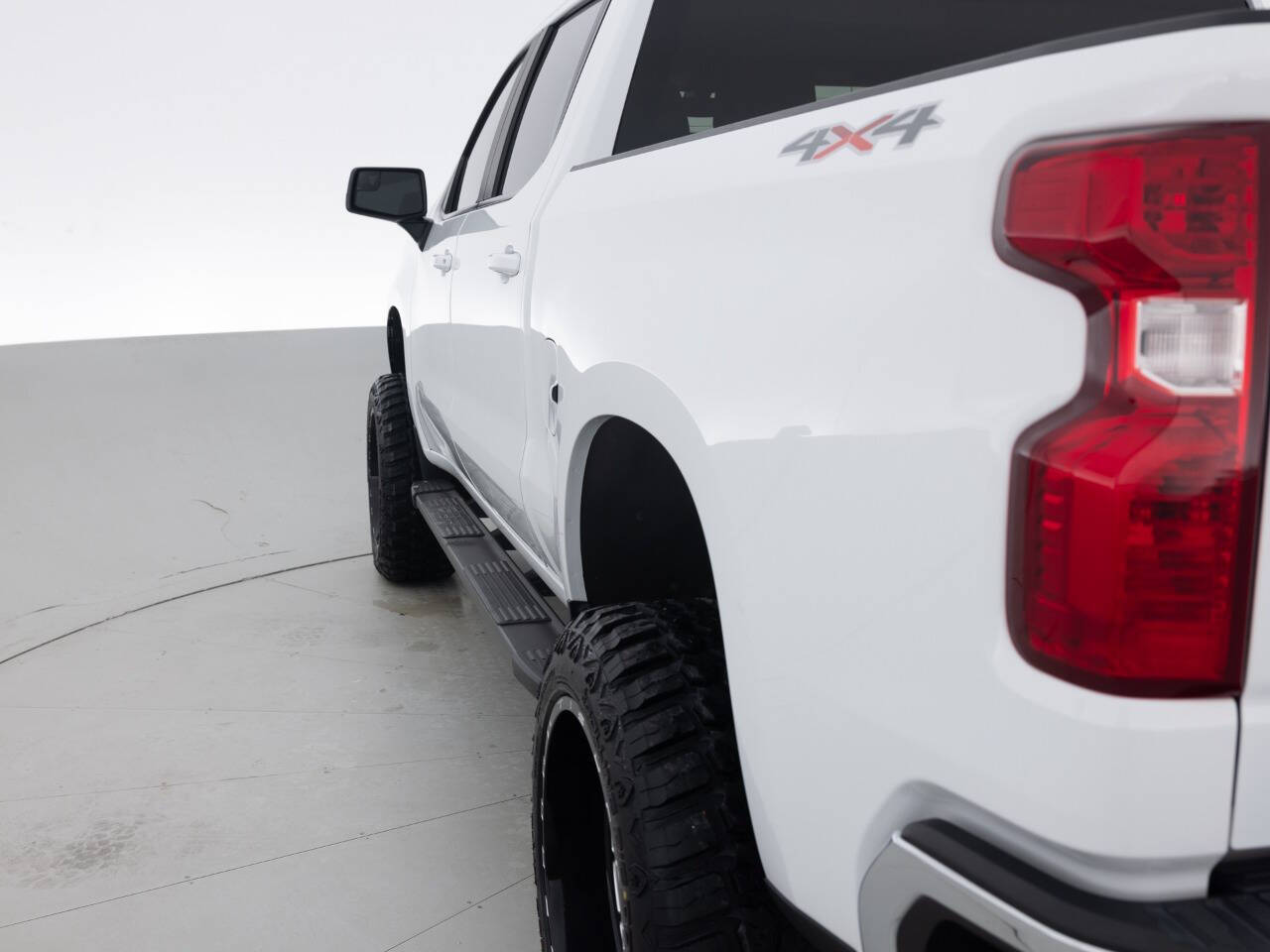 Used Car 2021 Chevrolet Silverado 1500  Lt 4x4 4dr Crew Cab 5.8 Ft. Sb W/1lt For Sale Under $30,000 In Coal City, Illinois