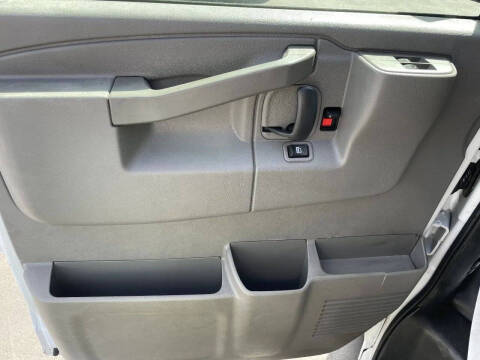 2019 Chevrolet Express 2500