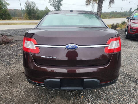 2010 Ford Taurus SE