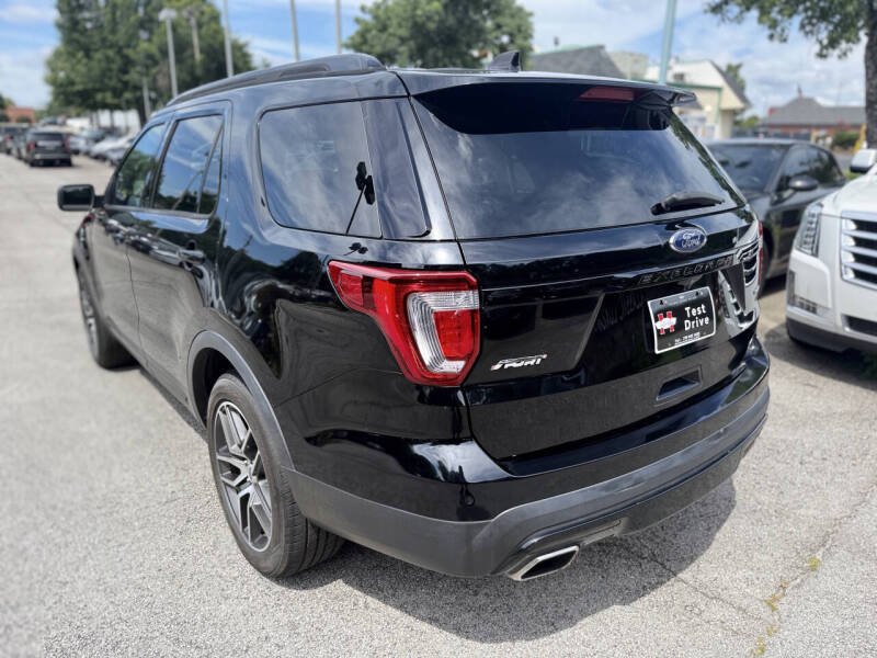 2016 Ford Explorer Sport