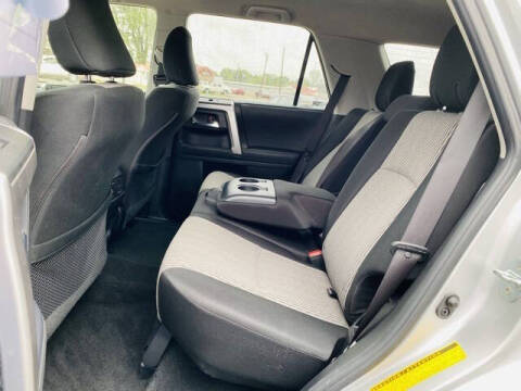 2024 Toyota 4Runner SR5