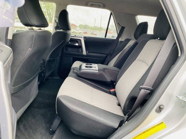 2024 Toyota 4Runner SR5