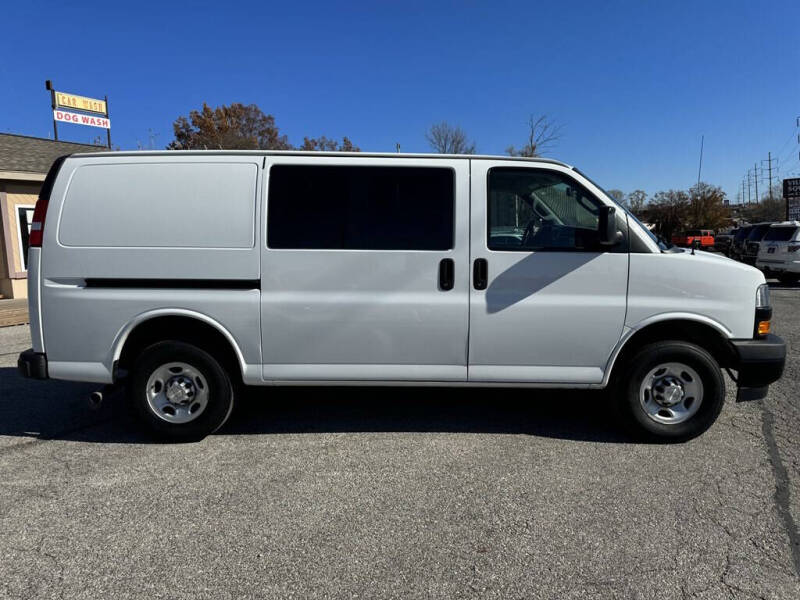2021 Chevrolet Express 2500