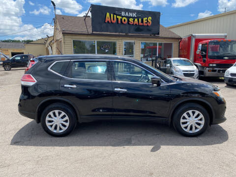 2015 Nissan Rogue for sale at BANK AUTO SALES in Wayne MI