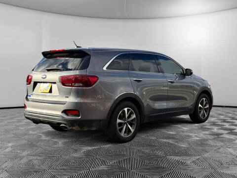 2020 Kia Sorento LX V6