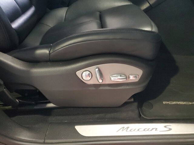 2017 Porsche Macan S