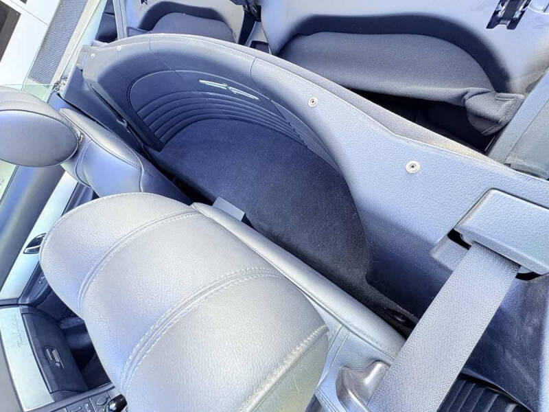 2003 Ford Thunderbird