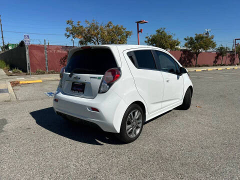 2016 Chevrolet Spark EV 2LT