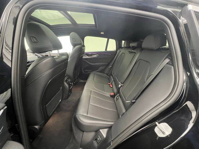 2024 BMW X4 xDrive30i