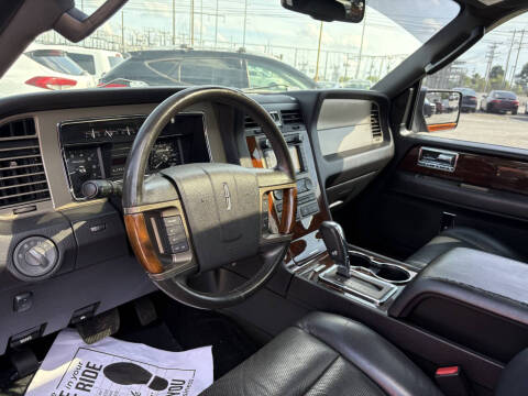 2012 Lincoln Navigator