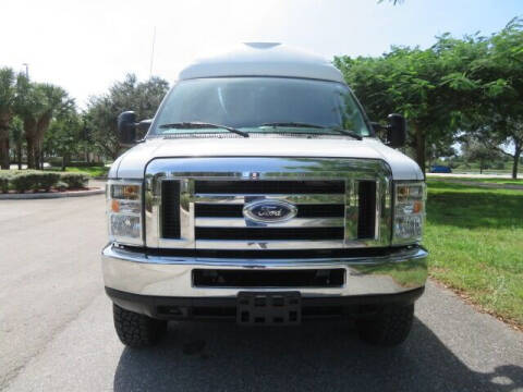 2010 Ford E-Series E-350 SD