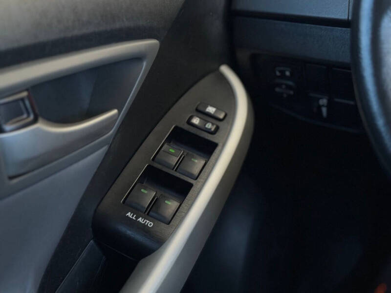 2014 Toyota Prius Four