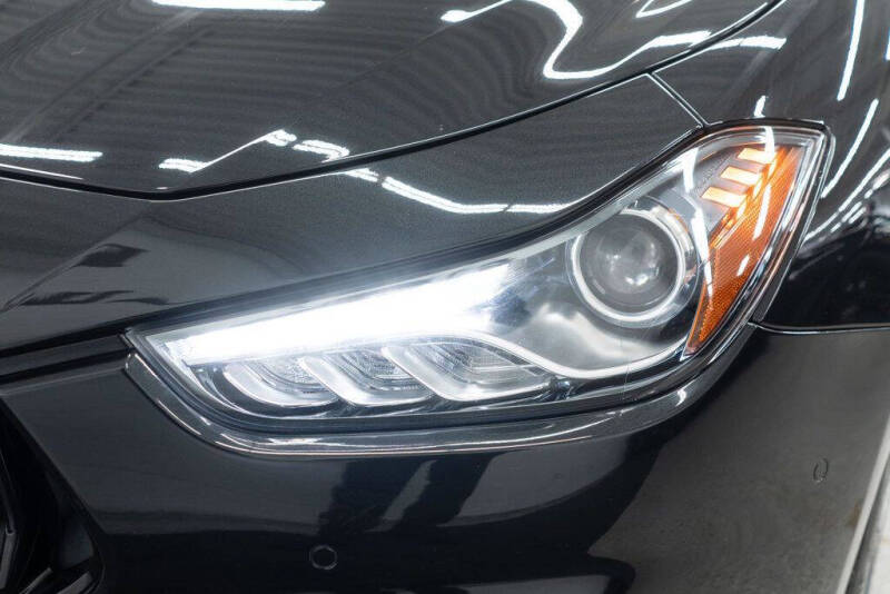 2022 Maserati Ghibli Modena Q4