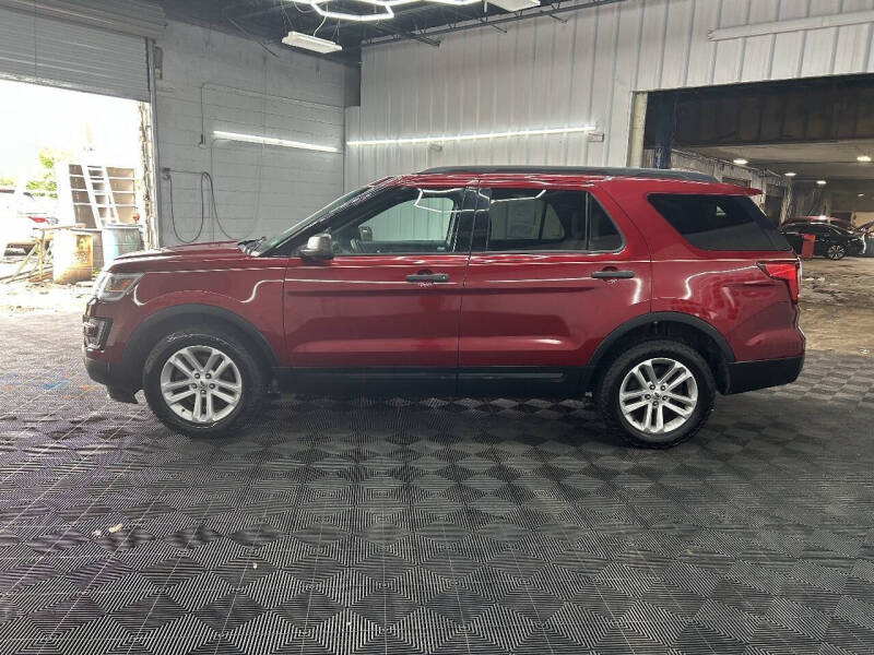 2016 Ford Explorer