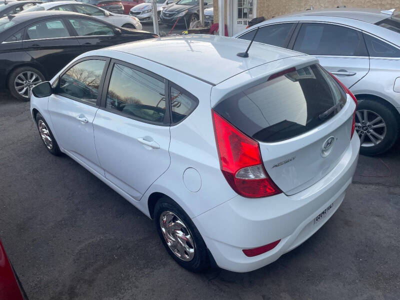 2013 Hyundai Accent GS