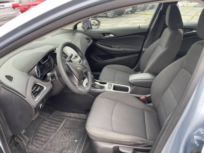 2018 Chevrolet Cruze LS Auto