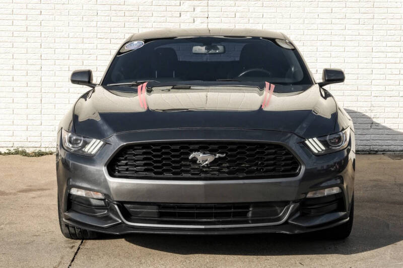 2017 Ford Mustang V6