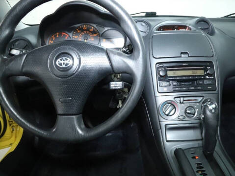 2003 Toyota Celica GT