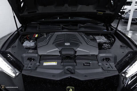 2023 Lamborghini Urus S