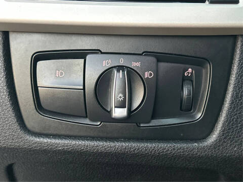 2014 BMW 3 Series 320i