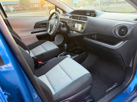 2014 Toyota Prius c