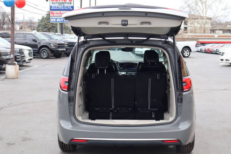 2022 Chrysler Pacifica Touring L