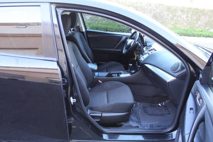 2012 Mazda MAZDA3 i Touring