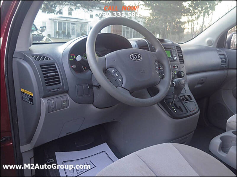 2012 Kia Sedona LX