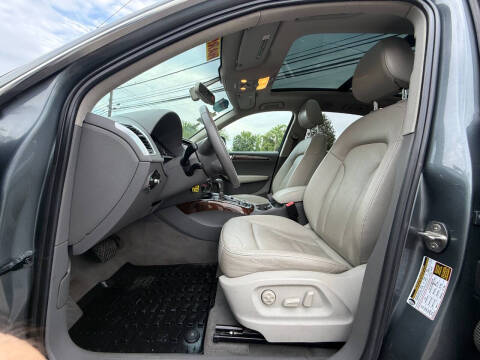 2012 Audi Q5 2.0T quattro Premium Plus