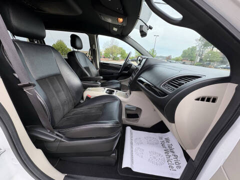 2016 Dodge Grand Caravan SXT Plus