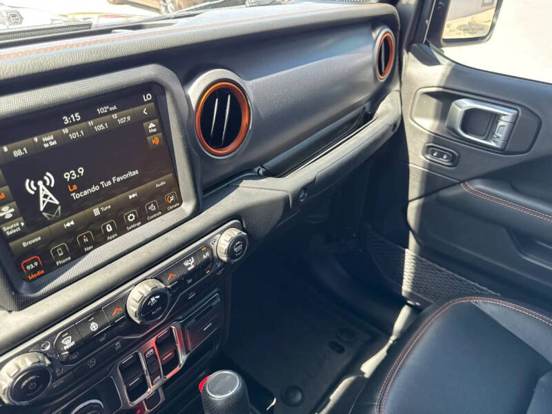 2023 Jeep Gladiator Mojave